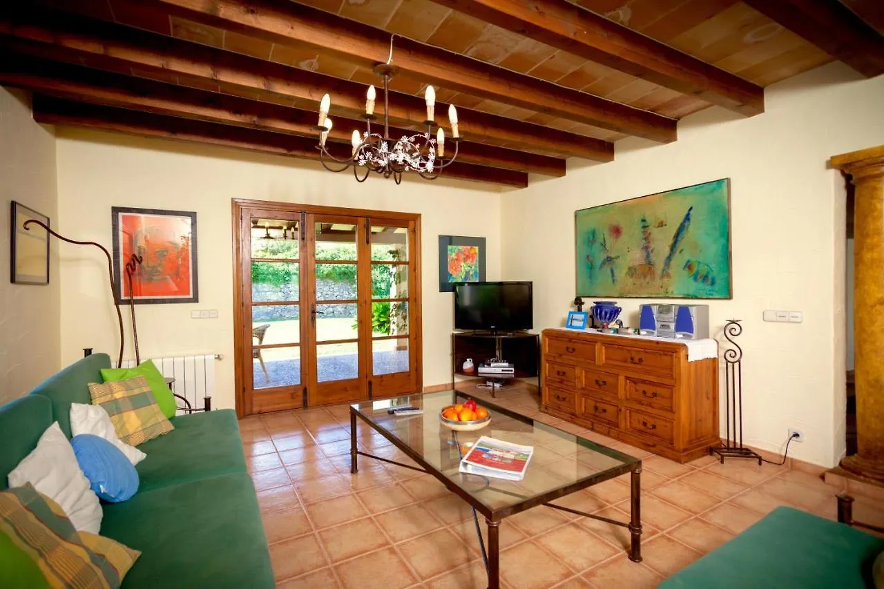 Can Colom By Sealand Villas Pollença